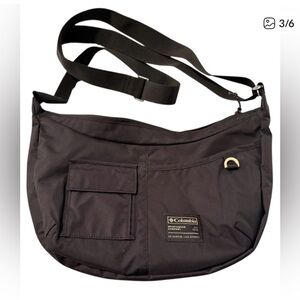 Columbia Black Messenger Bag